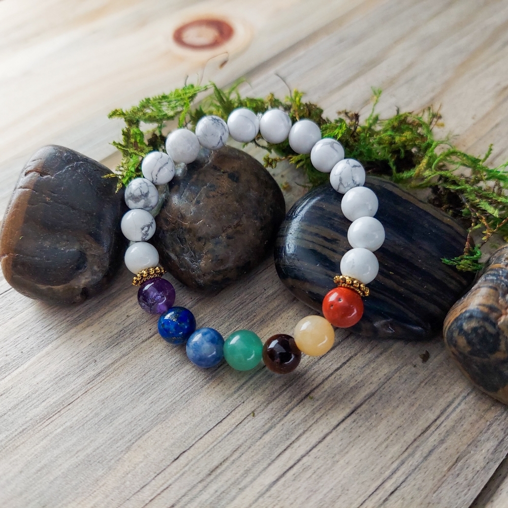 Howlite 7 Chakra Bracelet
